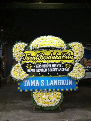 Papan Bunga Duka di Dadapayu